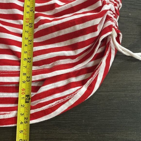 Liz Claiborne white red striped short sleeve medium crew neck rouged sides - Picture 7 of 8